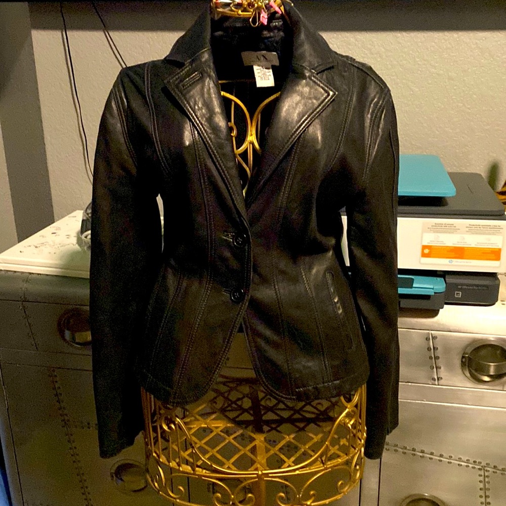 Leather jacket with two buttons